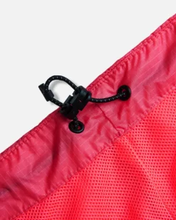 Terminal Windbreaker