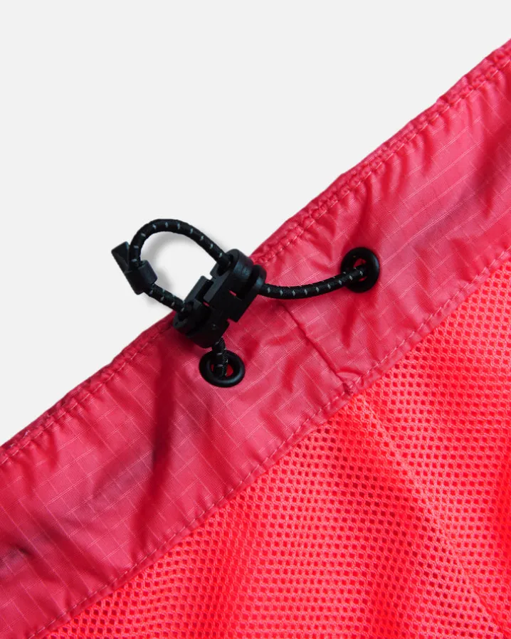 Terminal Windbreaker